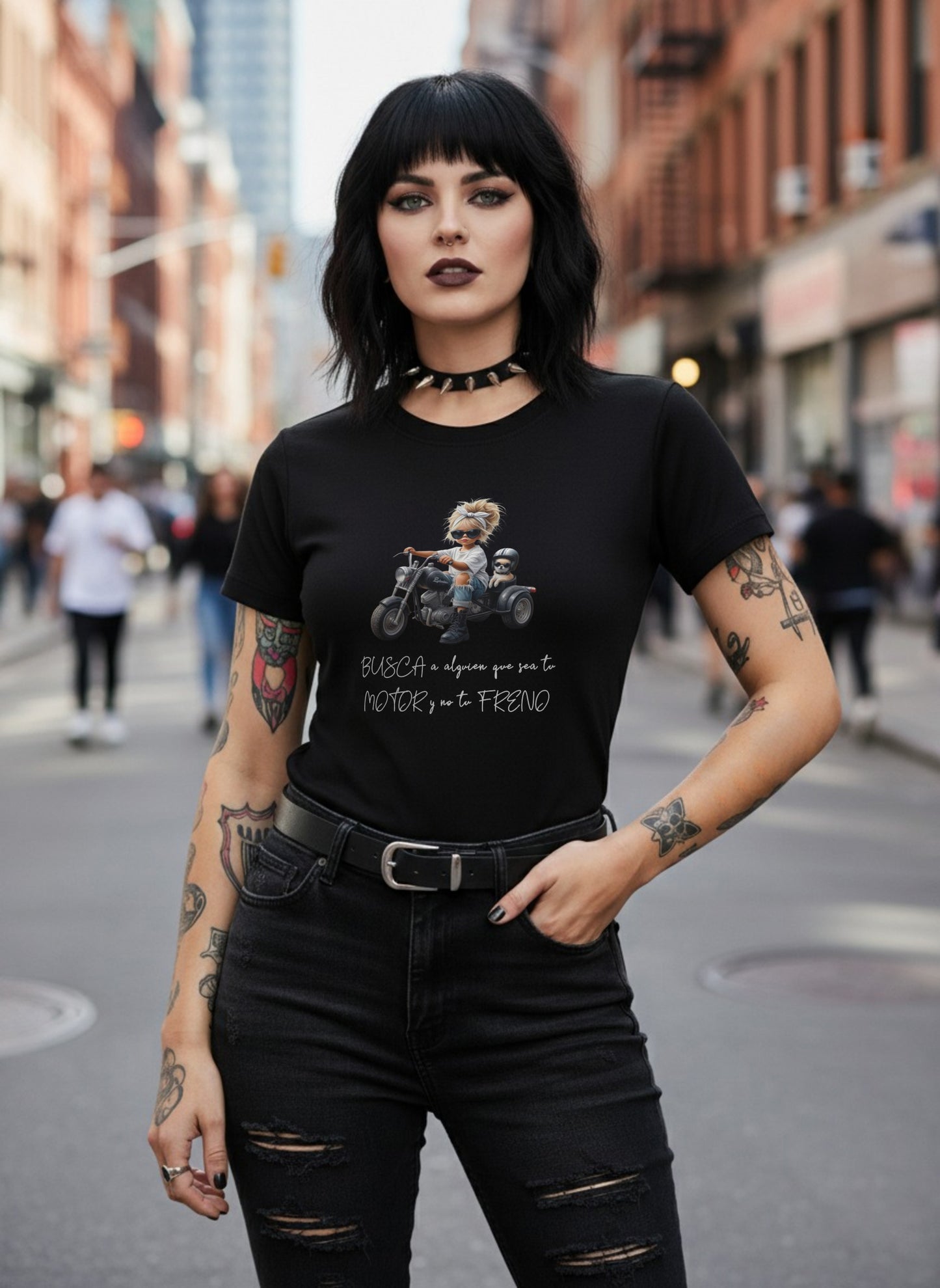 Camiseta "Busca a alguien que sea tu motor"