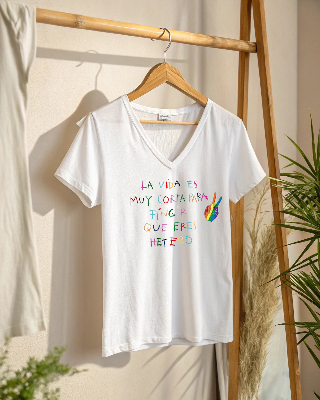 CAMISETA "La vida es muy corta"