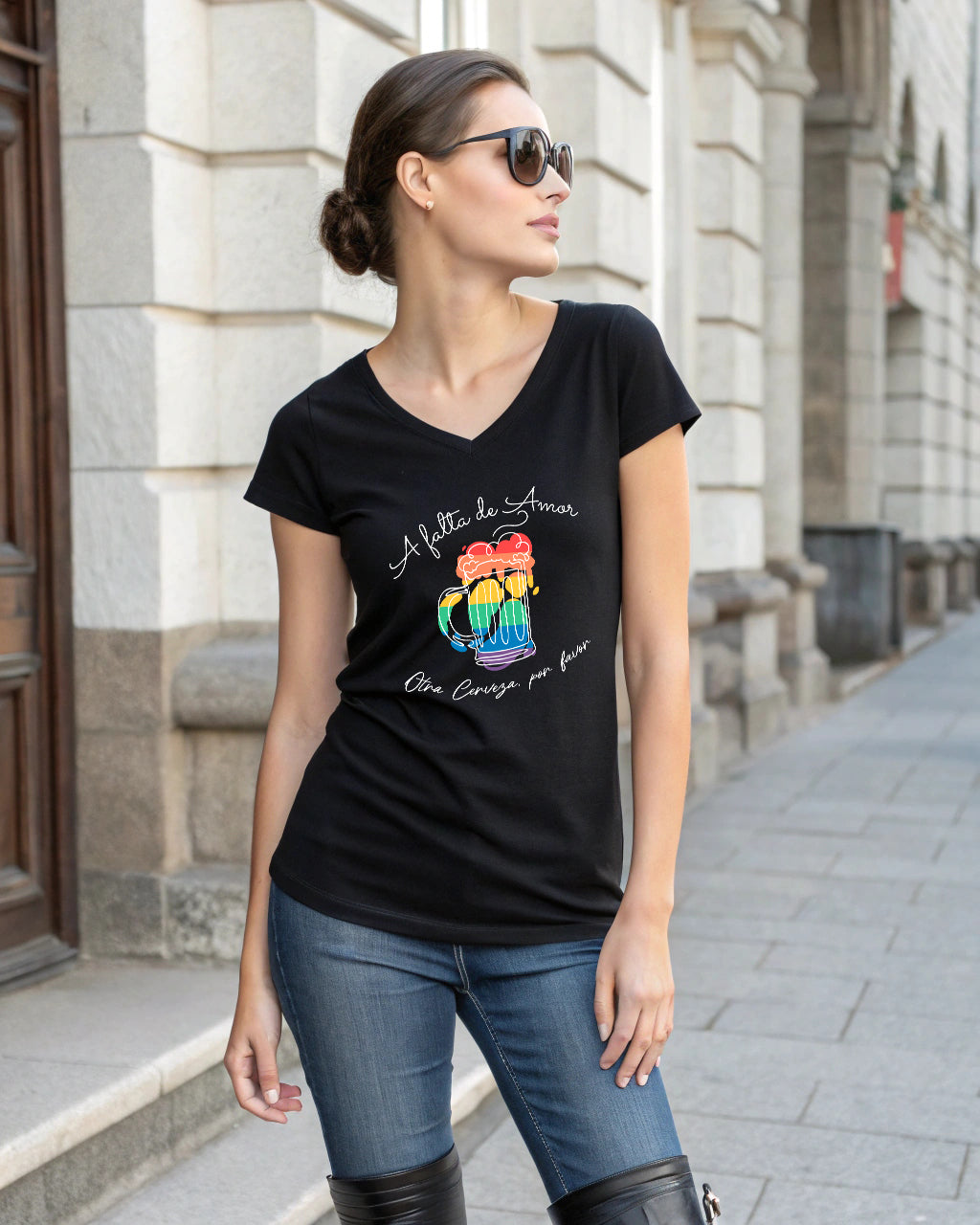 CAMISETA "A falta de Amor"